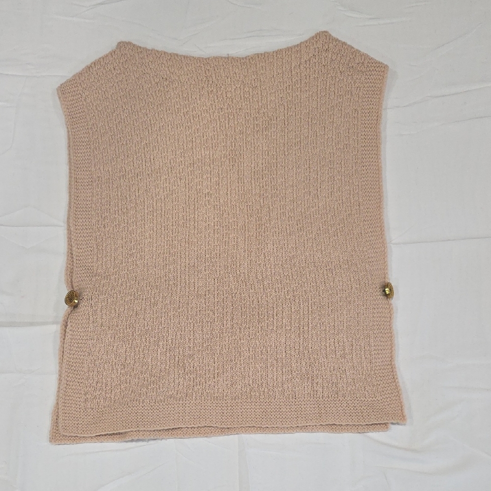 Women's Knit Vest in Cream With Gold Side Buttons